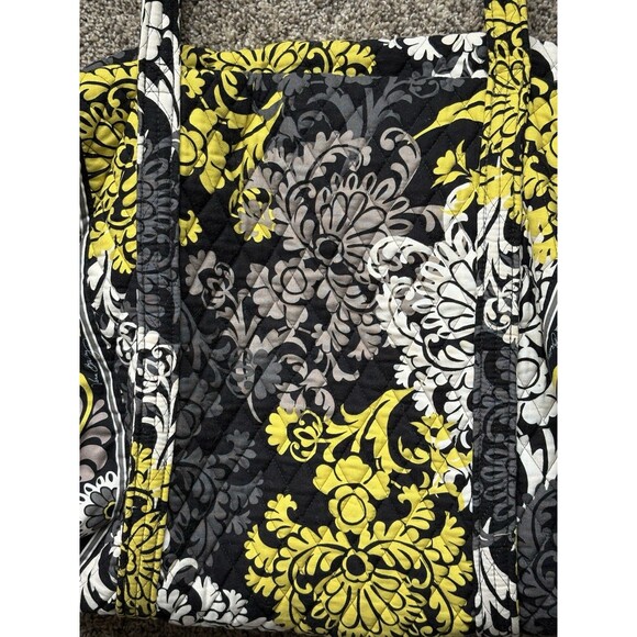 Vera Bradley Large Travel Duffel Bag Baroque Black Yellow Floral Quilt - Picture 4 of 16